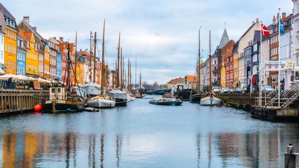 LinkedIn Üzerinden İş Bulup Danimarka'ya Taşınmak